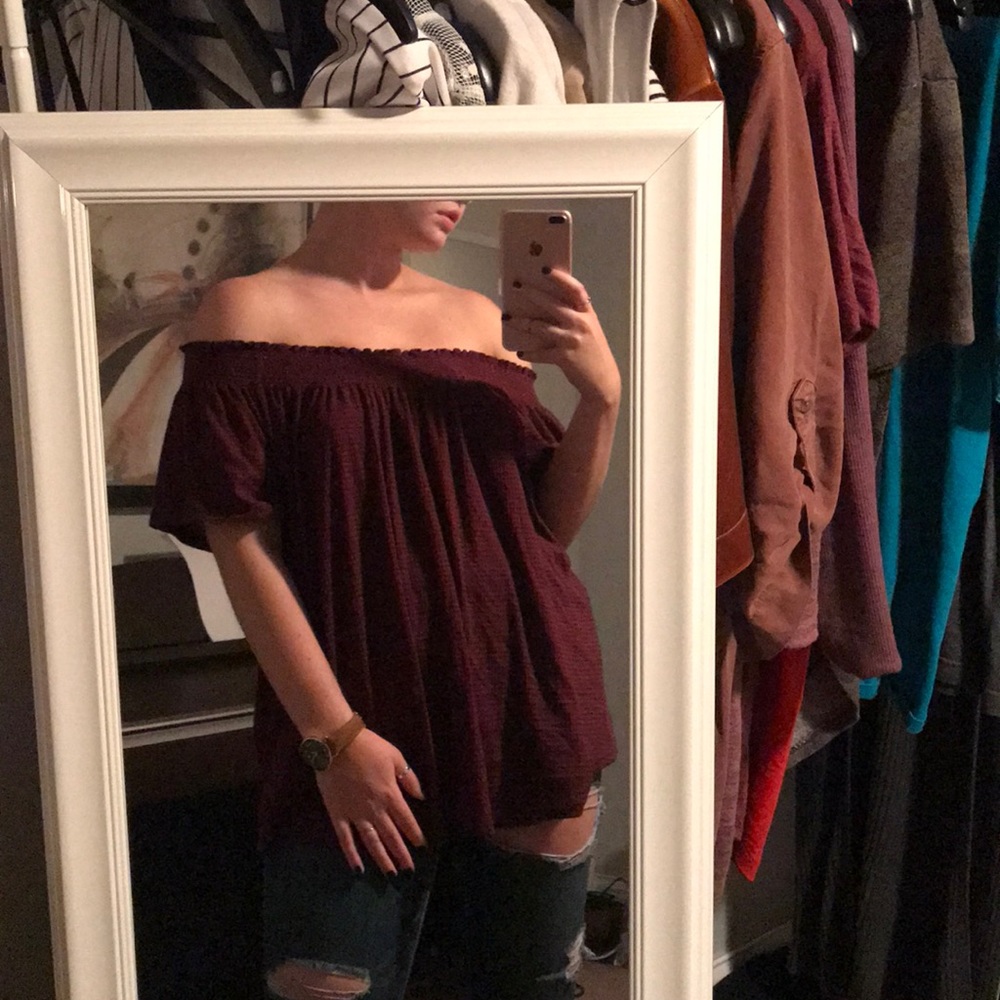Off the shoulder maroon and navy top